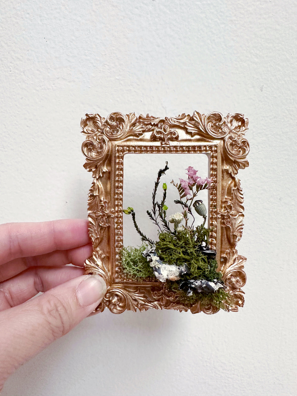 Miniature Vintage Flora