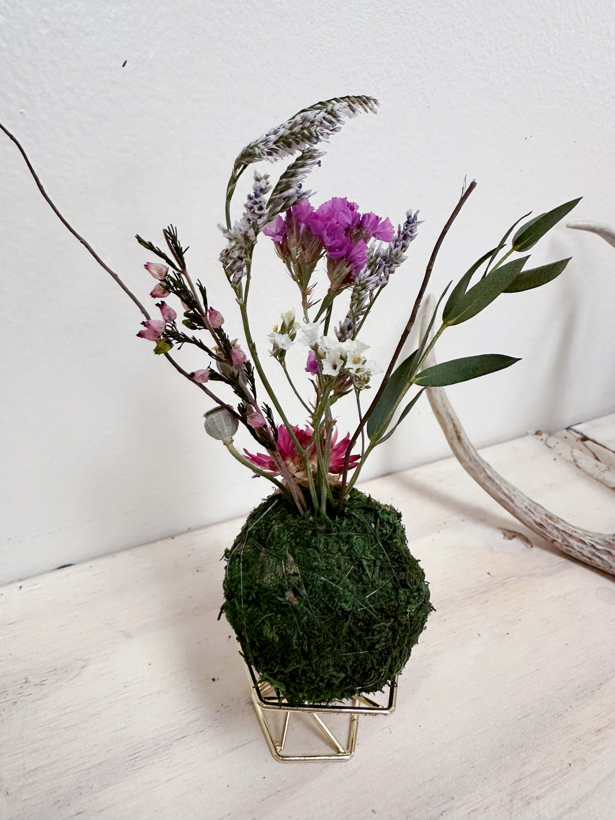 Mini Flower kokedama