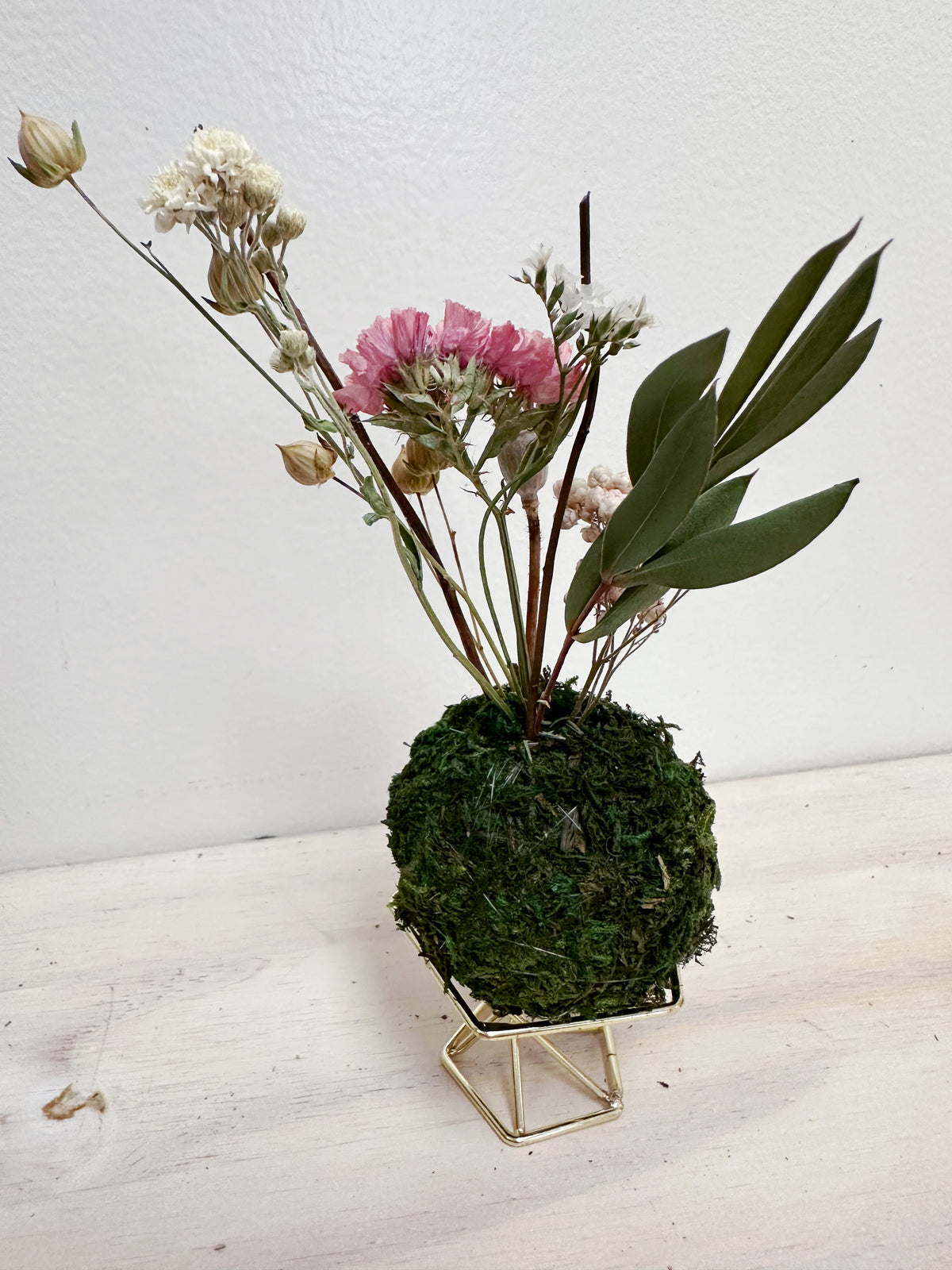 Mini Floral kokedama with stand