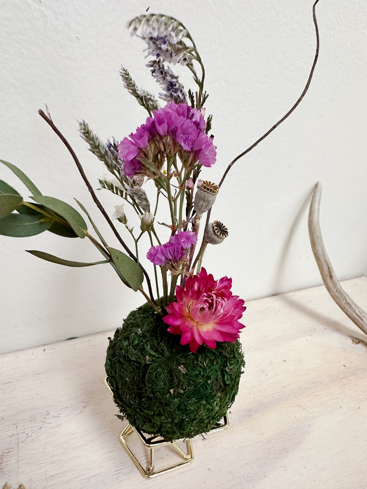 Mini Floral kokedama with stand